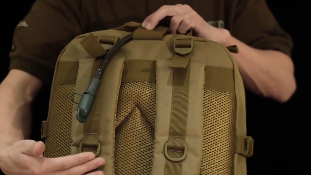 Amazon | [PHOENIX IKKI] 45L 多機能 組み合わせ可能 拡張性 Molle